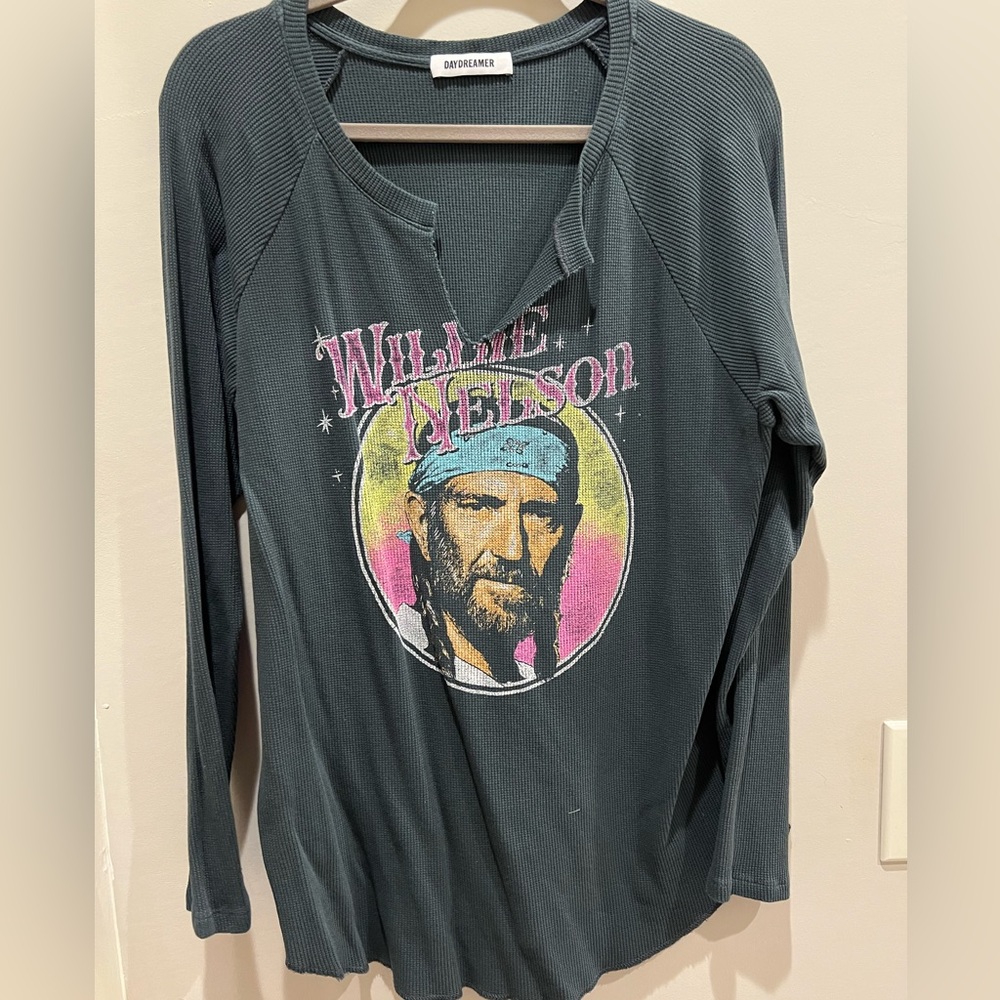 Day dreamer Lg Slv T shirt!